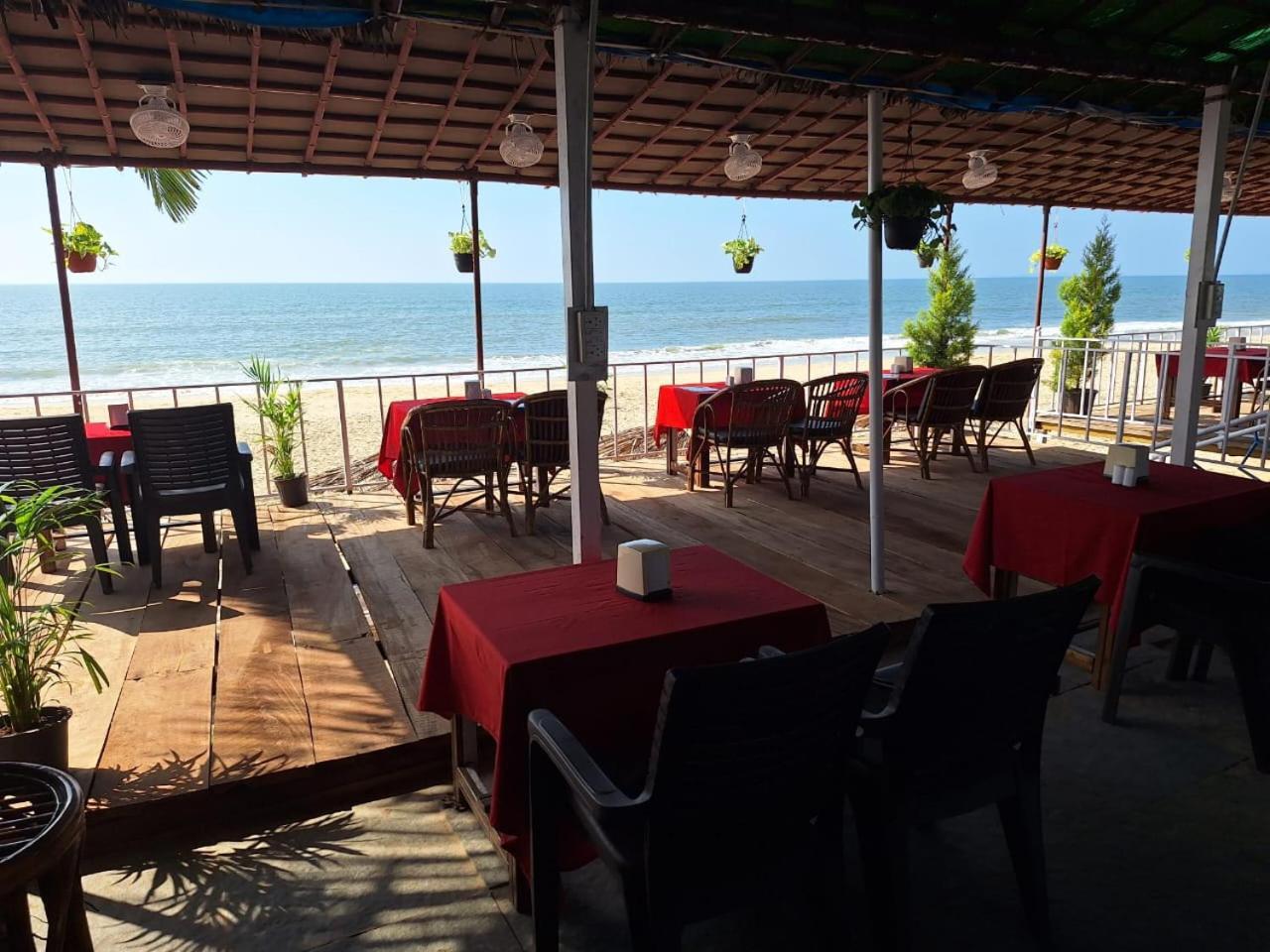 Happy Shack Beach And Wooden Huts Colva Exterior foto